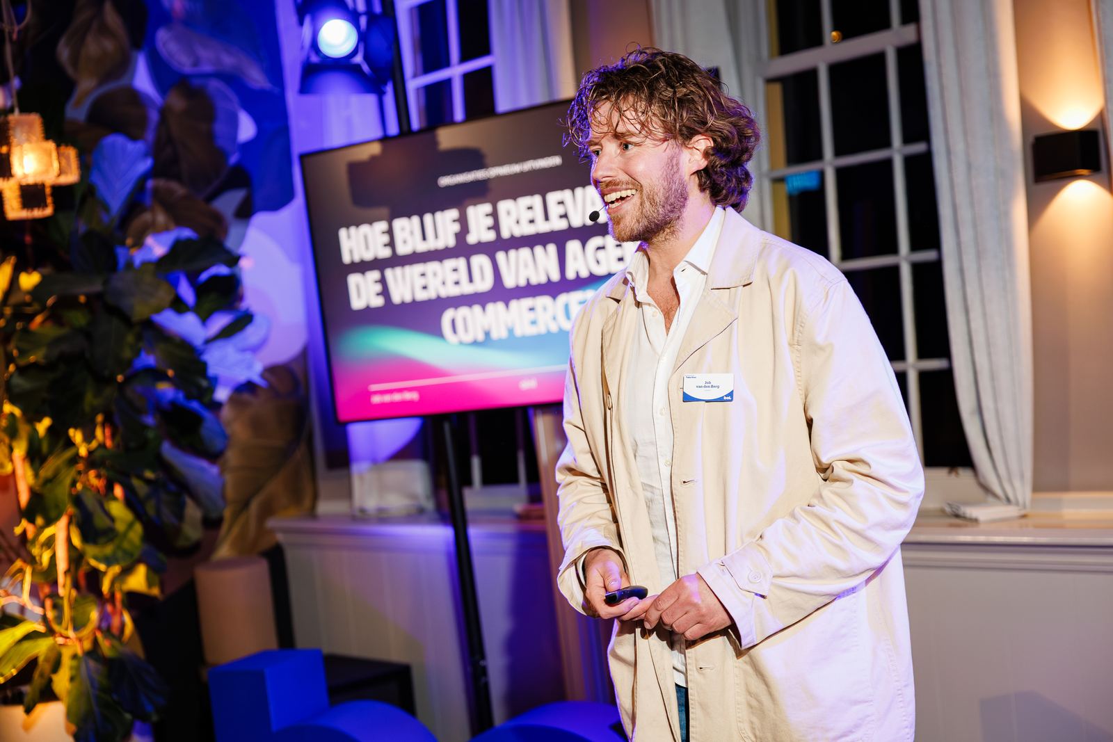 Job van den Berg tijdens een keynote over AI-agents